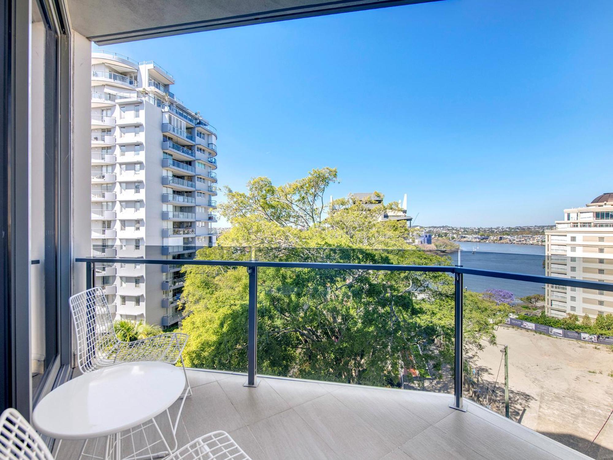 Lovely 2 Bedroom Executive Apartment Brisbane Exterior photo